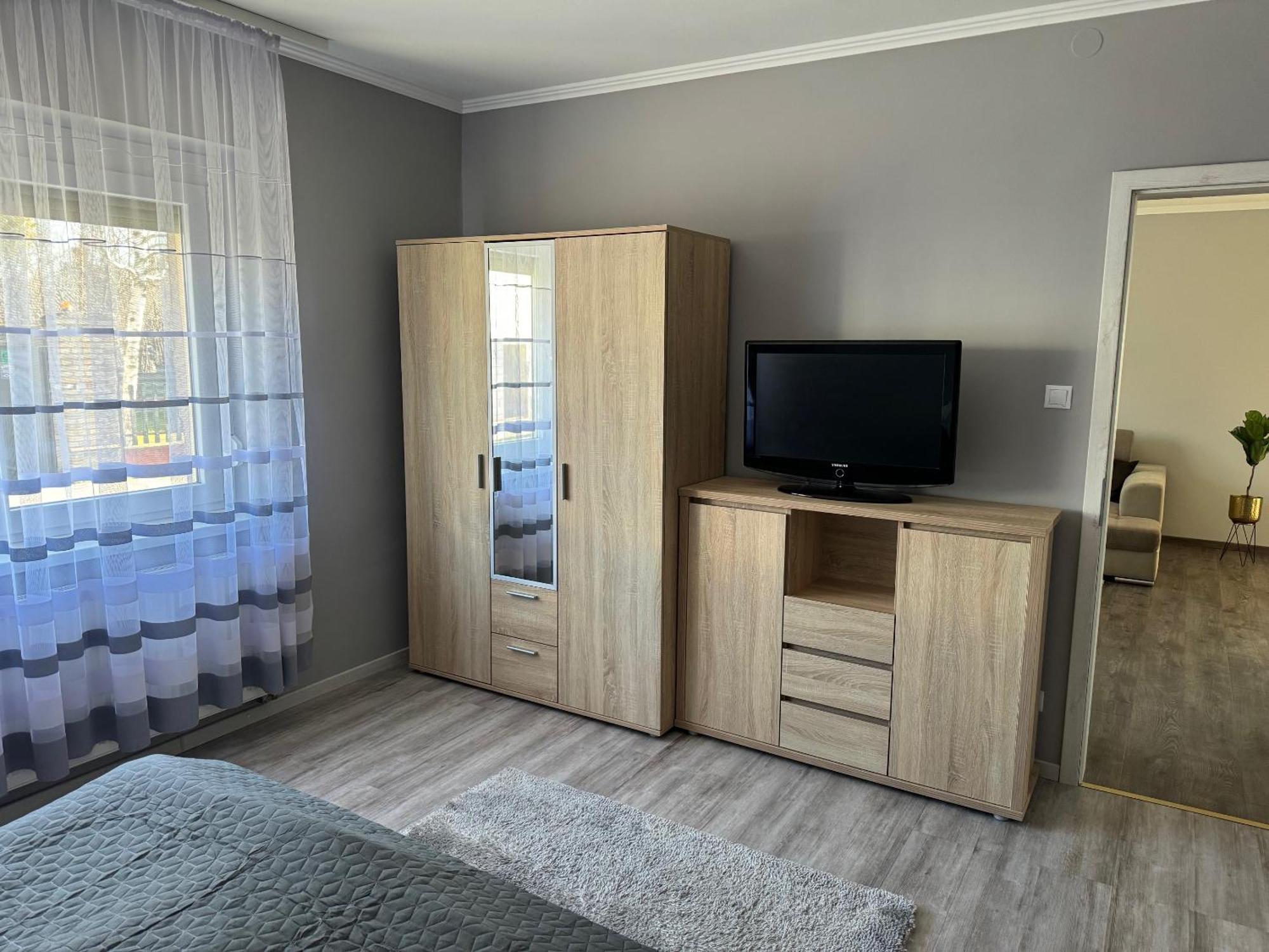 Apartment Zsike Vendeghaz Tolna